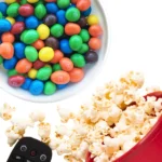 M&M’s Chocolate Candy, Peanut, 62 oz Jar - Imagen 4