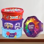 4 x Chocolate Tubs ASSORTED PACK 1 EACH Of Celebrations, Roses, Heroes and Quality Street, Swizels Sweet Shop Favourites Sharing Tub Perfect For Christmas - Imagen 2